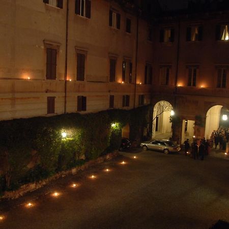 ホテルRelais Palazzo Orsini ローマ エクステリア 写真